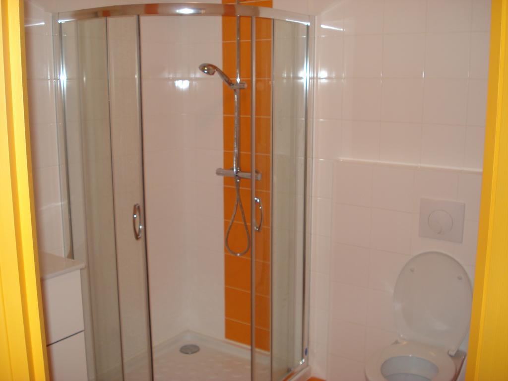 Domaine Du Pre Sale Bed & Breakfast โรส-โซร์-คูเอสน็อง ห้อง รูปภาพ