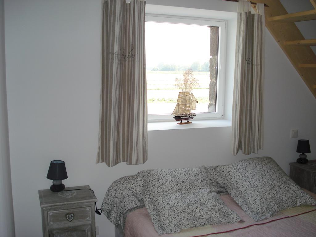 Domaine Du Pre Sale Bed & Breakfast โรส-โซร์-คูเอสน็อง ห้อง รูปภาพ